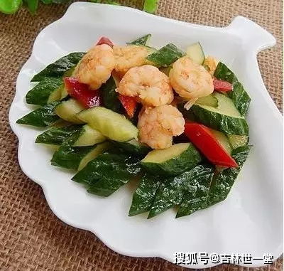 糖尿病控糖食谱 清爽黄瓜炒虾仁与芸苔属蔬菜的完美搭配